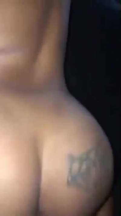 Somebody pm me her name please