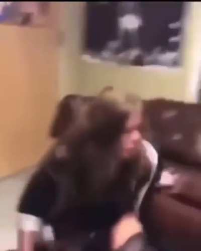 &ldquo;How can she slap?!?&rdquo;