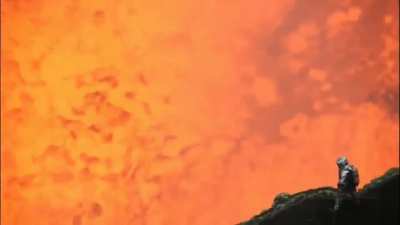 Incredible yet frightening upclose footage of the Ambrym Volcano