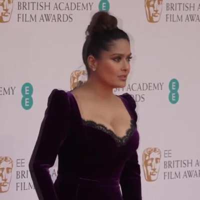 Huge cleavage