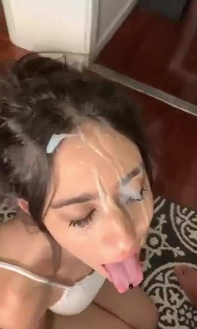 Cumslut gets covered