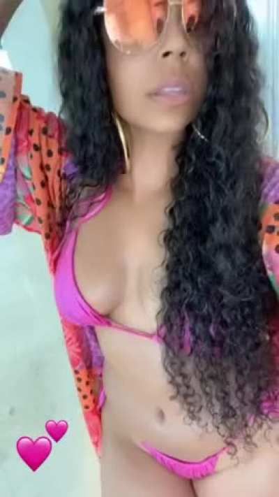 👙🌅🏝️