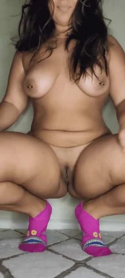 Most boys don’t like to eat Mexican pussy these days, can I ask why?