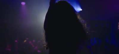  Charli&rsquo;s preformance on the Gossip Girl Reboot 