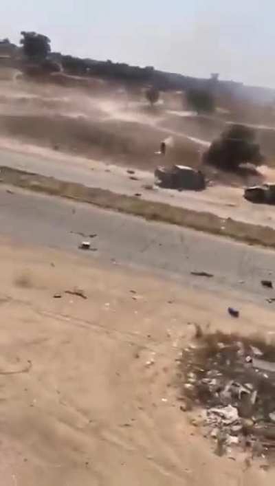 Stunning video shows GNA forces eliminating fleeing pro-Haftar fighters south of Tripoli today via WorldOnAlert. [WARNING: Loud &amp;amp; Death]