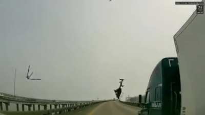 Helicopter crashes after clipping power line on bridge over I-10 near New Orleans. 12/14/21