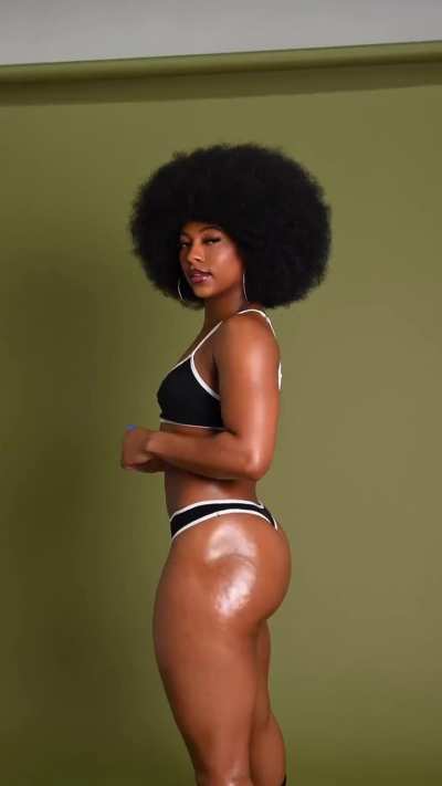 ✊🏾