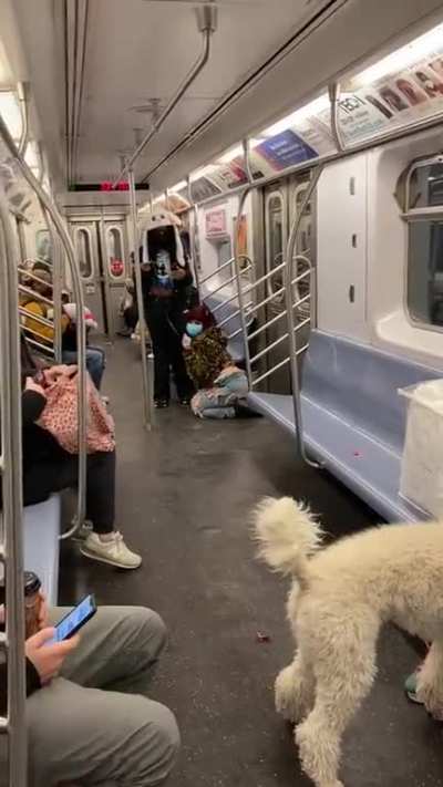At least she&rsquo;s wearing gloves&hellip; right?