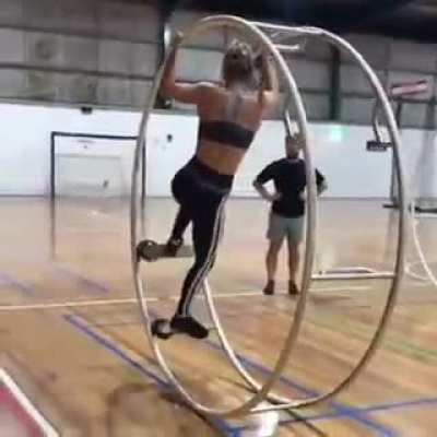 She Makes It Looks So Easy!