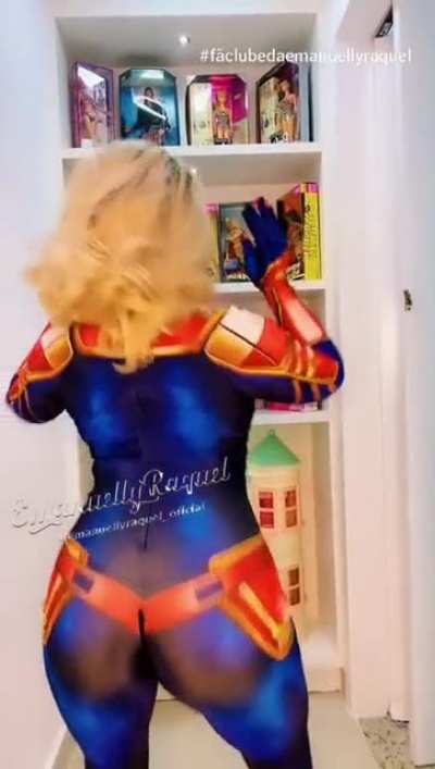 Emanuelly Raquel ❤- Capit&atilde; Marvel - Cosplay