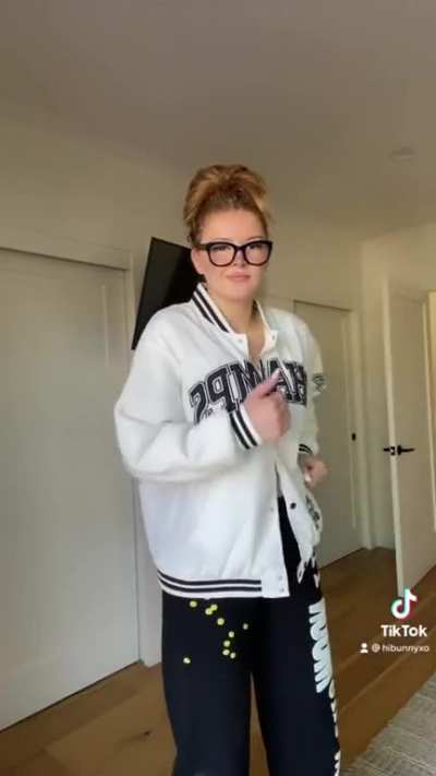Why Aren&acirc;t You A Sexy Uniform