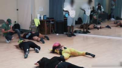 Cardi Ass Bounce