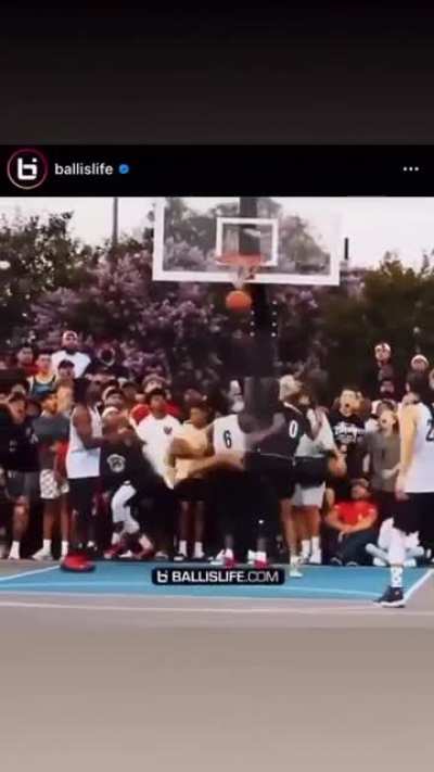 That nigga did not need to do that😭