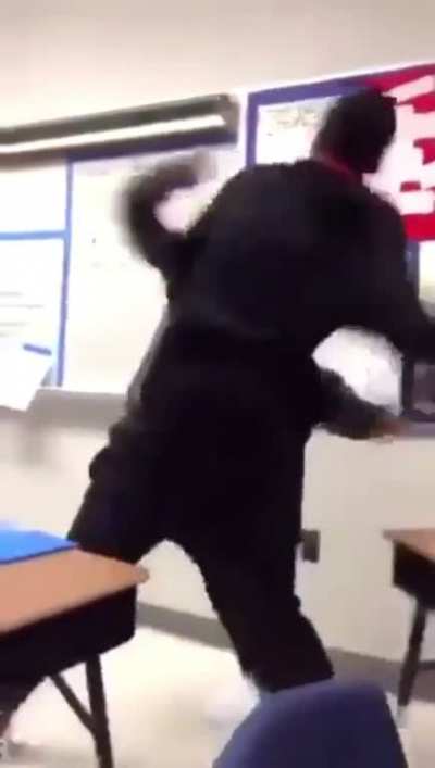 Nigga got snuck during independent reading time💀💀
