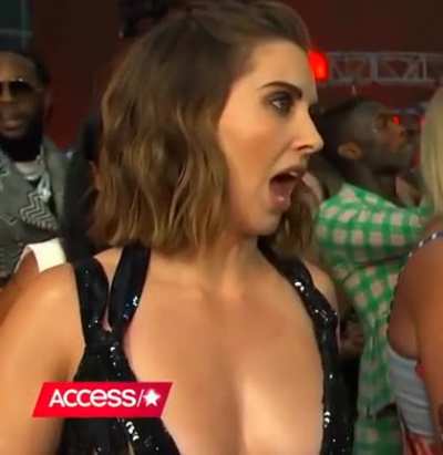 Alison Brie