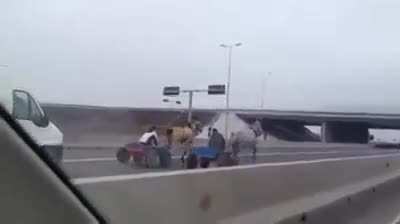 La &icirc;ntrecere pe autostrada
