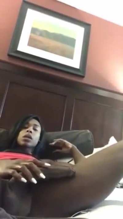 👀