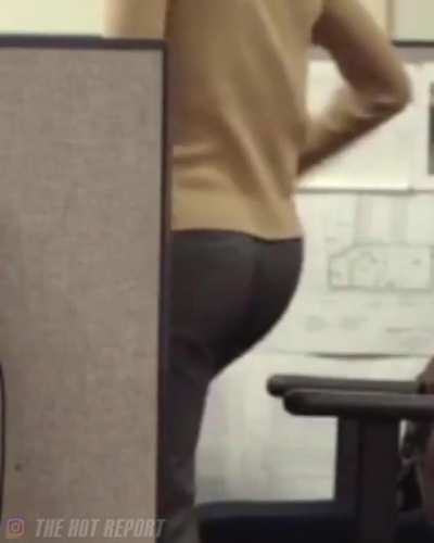 Daisy Ridley's Butt in "Sometimes I Think About Dying"