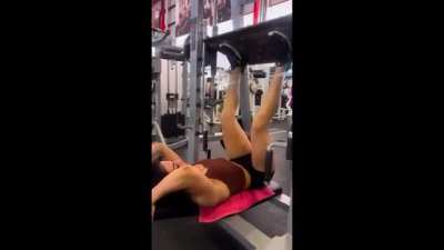More Tessa working out