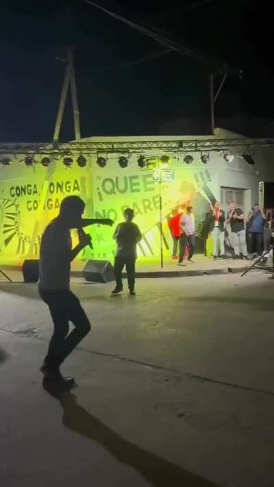 Pichirica y Rosalía en la presentación oficial del mural homenaje a Fabián Show