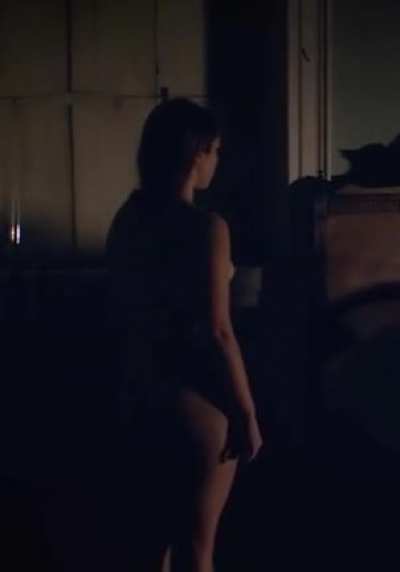 Florence Pugh (Midsommar) in Lady Macbeth