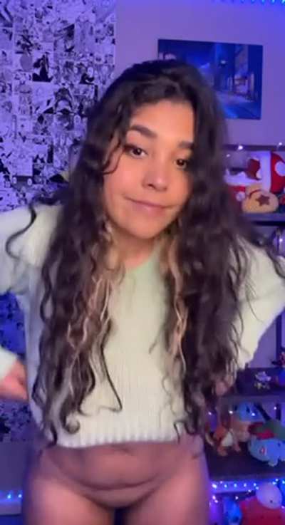 I want to surprise you with my natural Venezuelan boobies