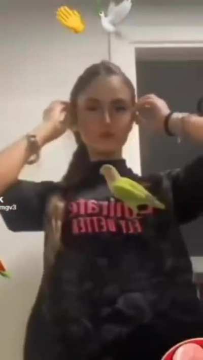 Did she just&hellip;&hellip;💀&hellip;&hellip;.🦅