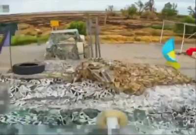 Ukrainian military checkpoint equipped with EW is hit with a 