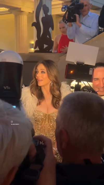 Elizabeth Hurley