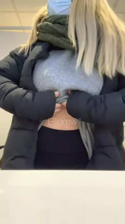 My winter clothes tried to hide my DDD&rsquo;s &hellip;🥲