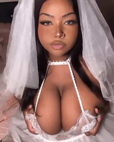 The perfect bride for any BWC 😍