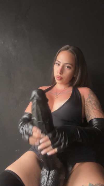 Can I fuck your throat with this?