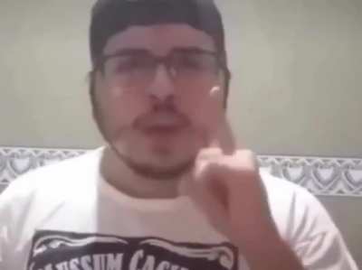 *le bajan el canal de twitch a tom por unas semanas por culpa de cazzu* el fagchat: