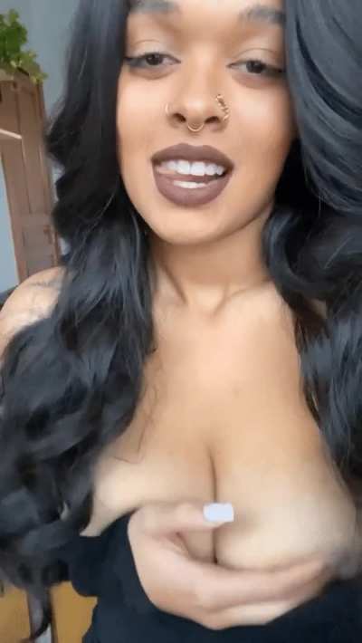 Would you watch me 💦? 🙋🏽&zwj;♀️ Happy New Year 🎆