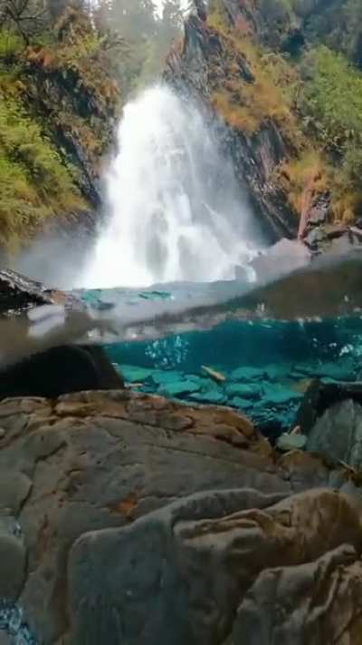 🔥 Alaska's Glacier Water is so Crisp and Clear 🔥
