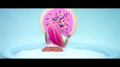 This music video 🥵