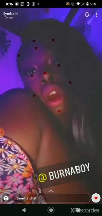 Symba birthday was the 10th and I think she wanted burnaboy to pound her for her birthday