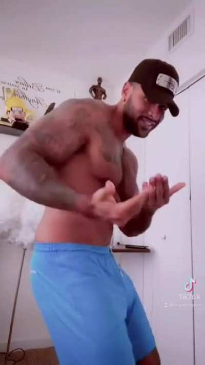 I can literally see his penis |: