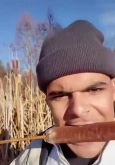 Nature&rsquo;s hotdog, freshly served