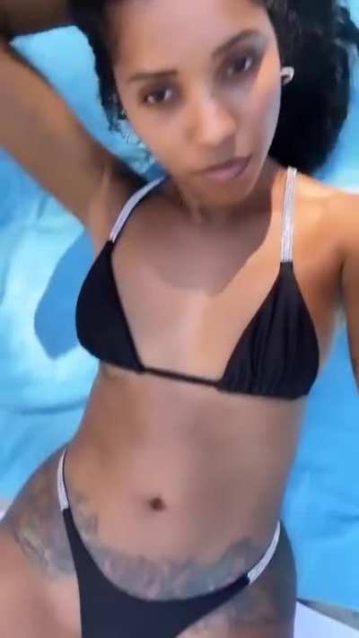 😅😈
