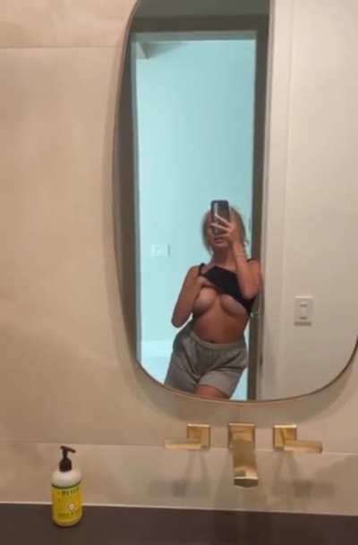 titty flash🥵🥵