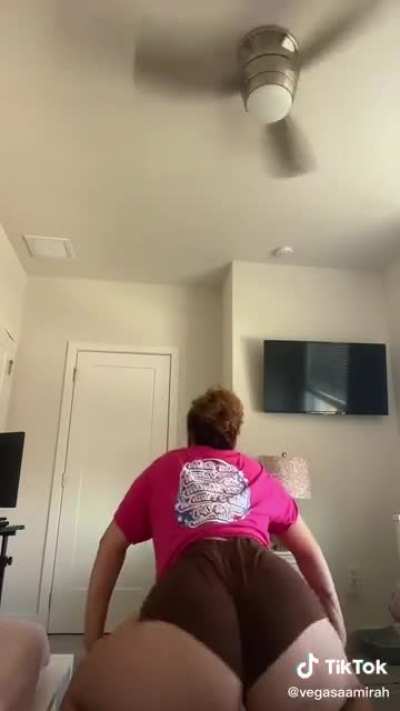 Jiggle jiggle