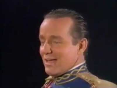 The beautiful "Love Is a Dream" digital short, starring Jan Hooks and Phil Hartman. From a 1988 episode of SNL.