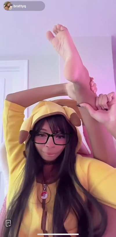 Pikachu soles