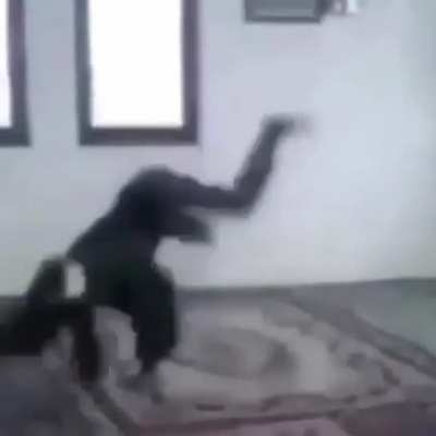 Camide Break Dance