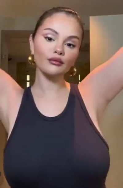 Elite hot looking 