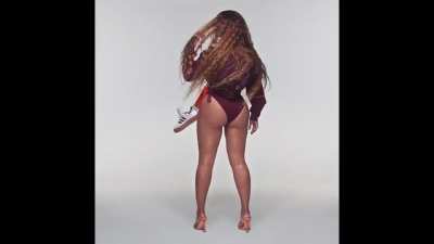 A whole 2 min loop of Beyonce huge sexy ass 😍
