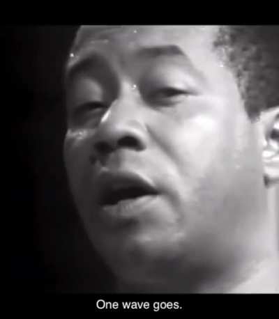 MUSSUM, al&eacute;m de ser um g&ecirc;nio do humor, era tamb&eacute;m um baita cantor. Aqui ele e os Originais do Samba cantando Tenha F&eacute;, em 1972