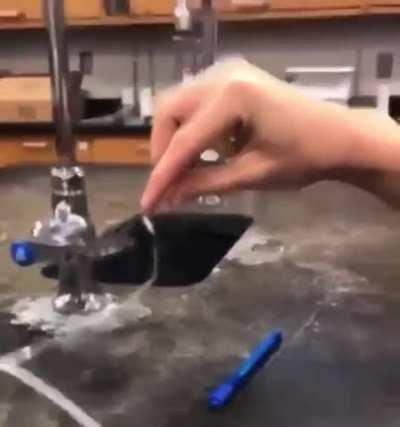 WCGW playing with electricity