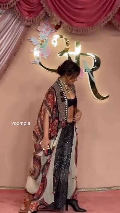 Neha Sharma 